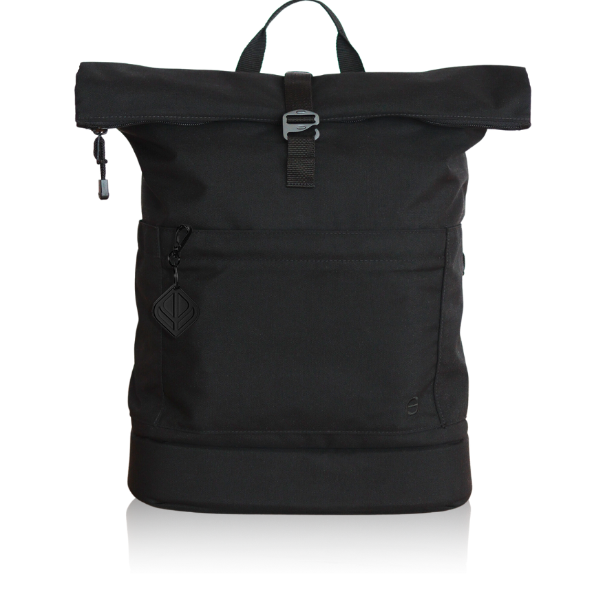 Familienrucksack-Hugo-Black_Cordura_AnnaundOskar_Fair_Nachhaltig-min_89df7239-bb8b-477a-87bc-f22a45ea12af.png