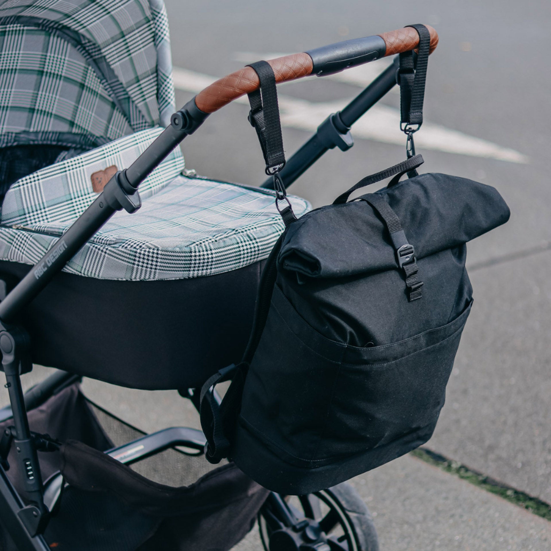 Diaper backpack Hugo - black