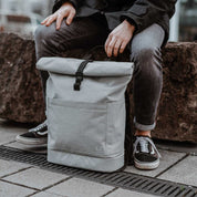 Großer Familienrucksack Hugo hellgrau nachhaltig